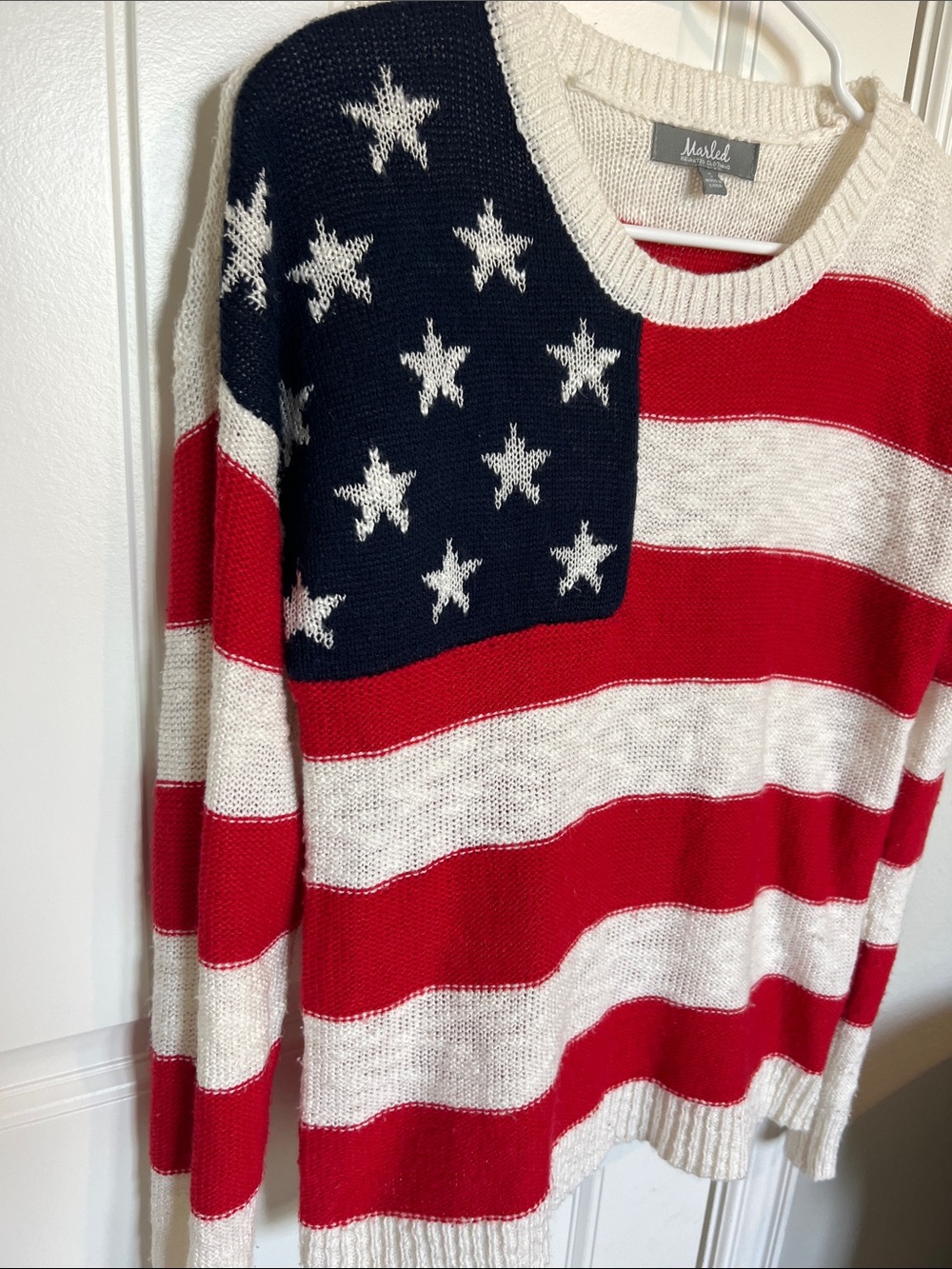 Merled USA Flag Knit Sweater - Red, White & Navy- super soft sz Small - Picture 2 of 9